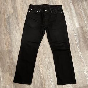 Men’s Levi’s 514 black jeans